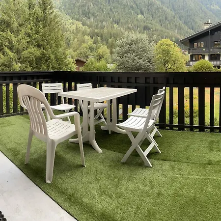 Beautiful T2 With Balcony Near Track Appartement