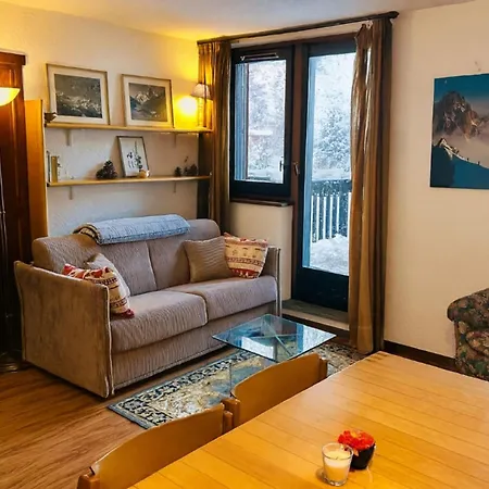 Beautiful T2 With Balcony Near Track Daire Chamonix