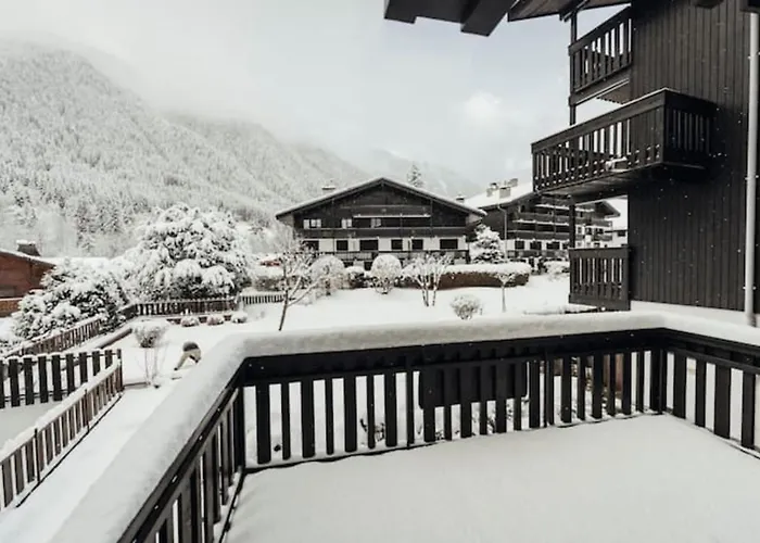 Beautiful T2 With Balcony Near Track * Chamonix