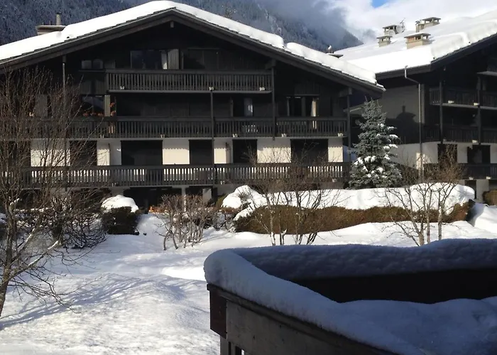 Beautiful T2 With Balcony Near Track Appartement *