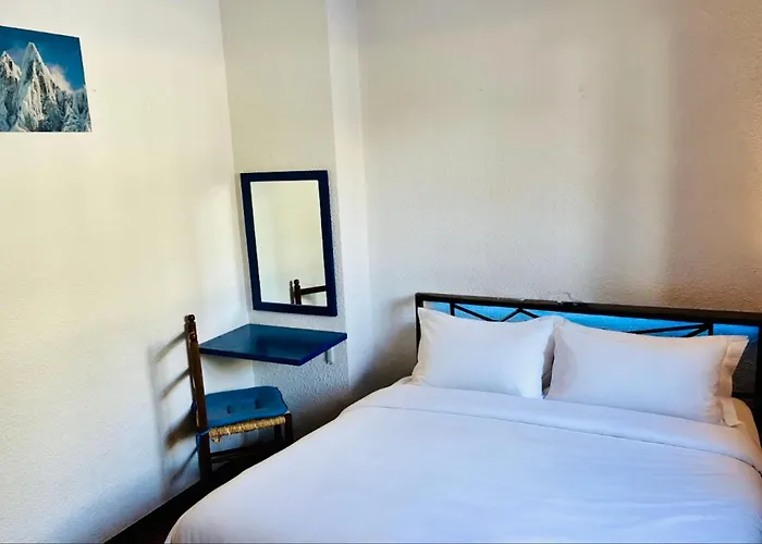 Beautiful T2 With Balcony Near Track *